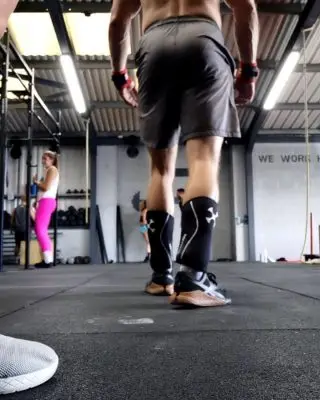 Great JST Super Saturday with the crew at @function_sfr programmed by @jst_compete 

Pbs in the lifting & loving the gymnastic wod practice especially the 40m HSW finisher 🙌🤸‍♀️🦂

Featuring:
@chloemwilliams 
@bcfunctional 
@matt_hav1318
@kmtbbrands
@performancecircle_

#supersaturday
#jst #functionsfr #gymnastics